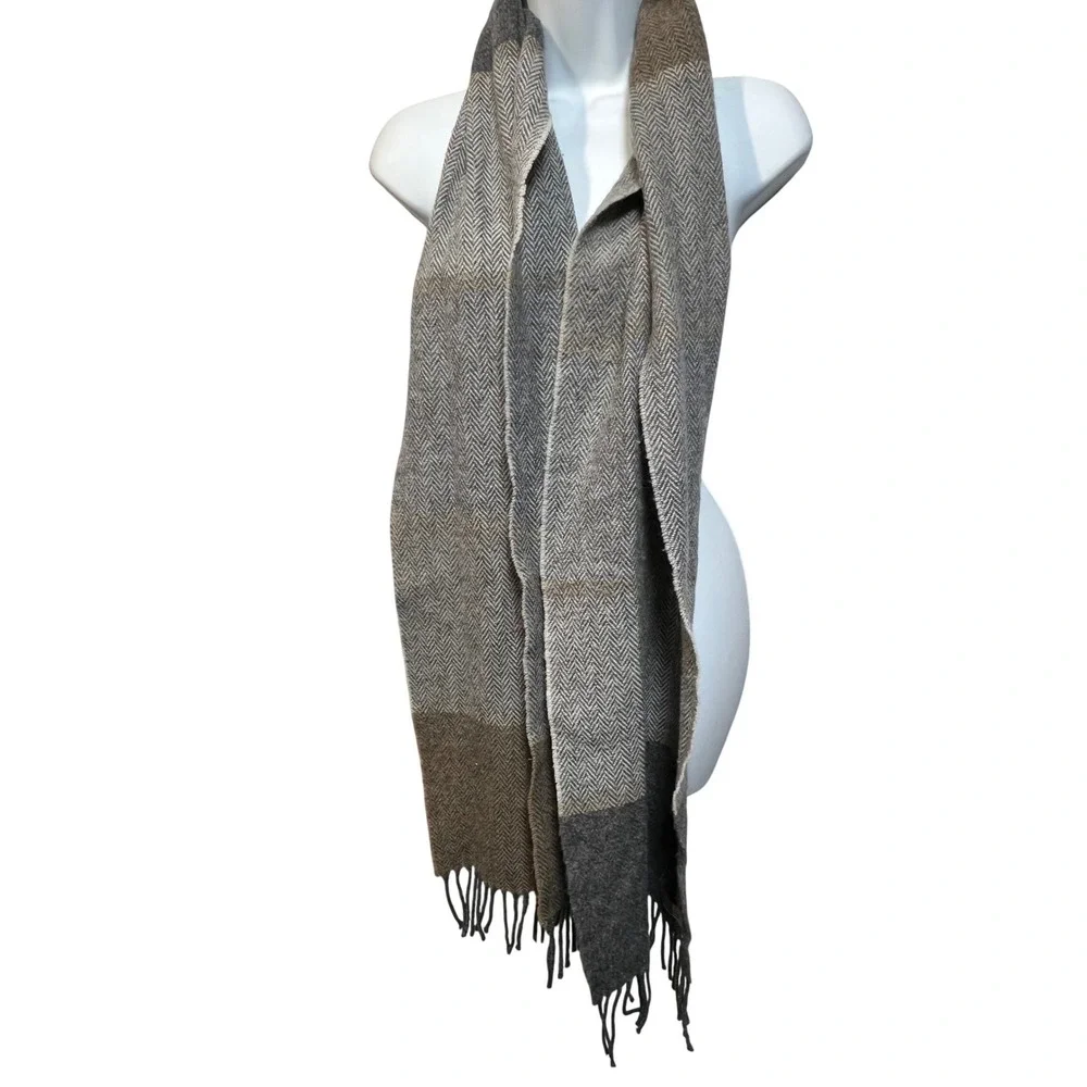 Foxford Grey Brown Herringbone 100% Lambswool Scarf Made in Ireland Fringed 2954